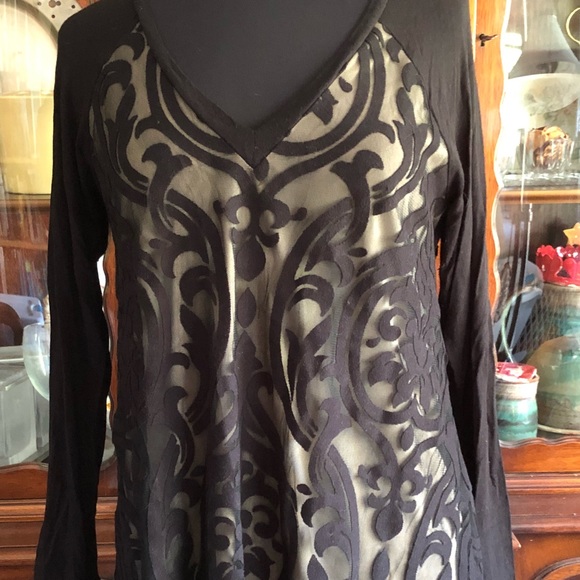 Kay Celine lace top. Lined. Size M - Picture 2 of 5